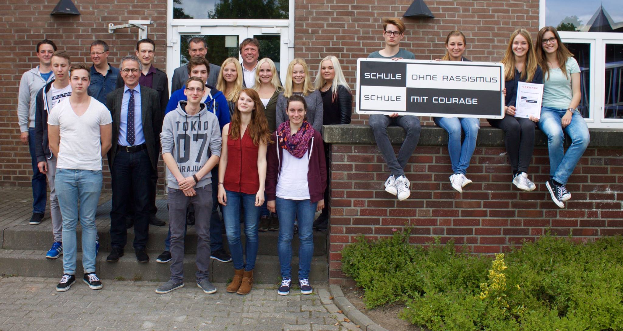 Schule gegen Rassismus - Schule mit Courage